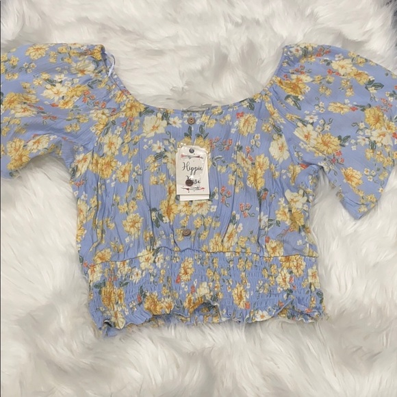 Hippie Rose
Juniors' Smocked-Waist Blouse - Picture 2 of 7